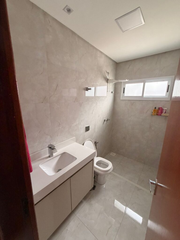 Casa à venda localizada no bairro Santa Terezinha em Patrocínio/MG – 260514 foto 11