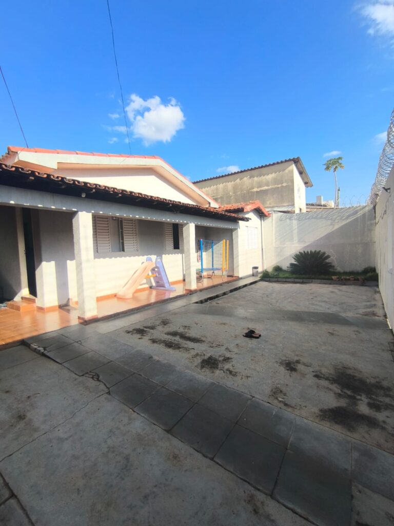 Casa à venda localizada no bairro Morada Nova em Patrocínio/MG – 20260507 foto 2