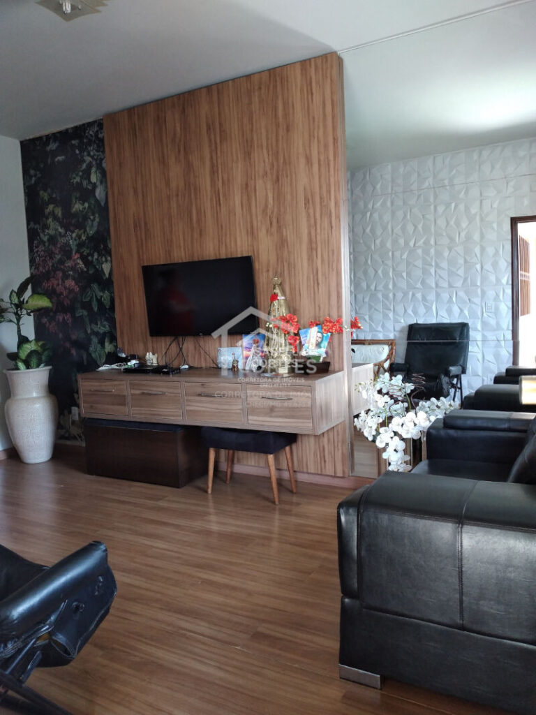 Casa à venda localizada no bairro Cidade Jardim em Patrocínio/MG – 100129 foto 9