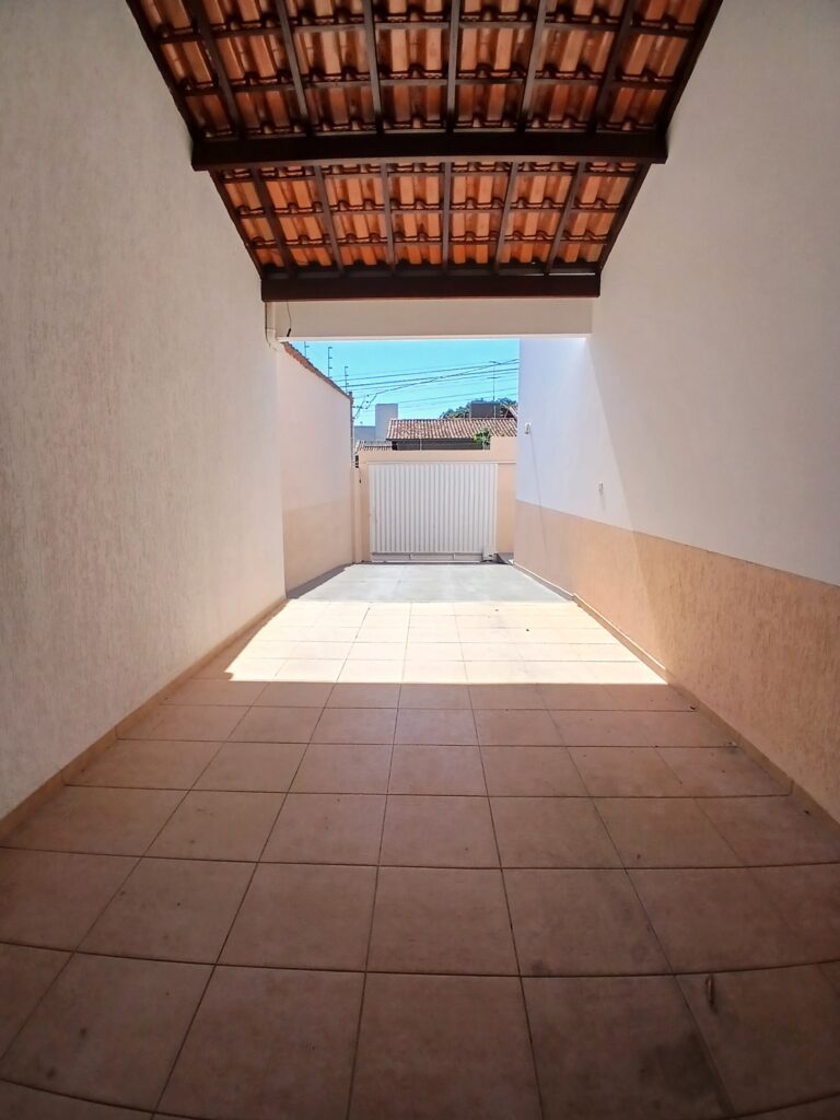 Casa à venda localizada no bairro São Vicente em Patrocínio/MG – 100315 foto 12
