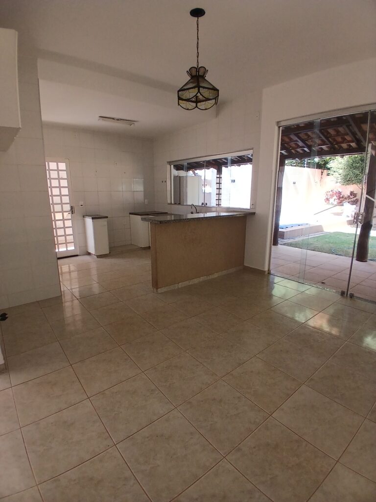 Casa à venda localizada no bairro São Vicente em Patrocínio/MG – 100315 foto 17