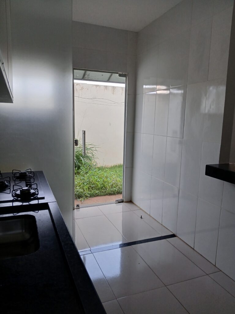 Apartamento localizado no bairro Marciano Brandão em Patrocínio/MG – 10000 foto 4