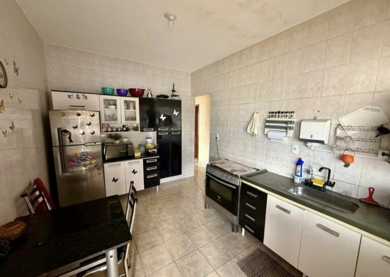 Casa à venda localizada no bairro Marciano Brandão em Patrocínio/MG – 100308 foto 4