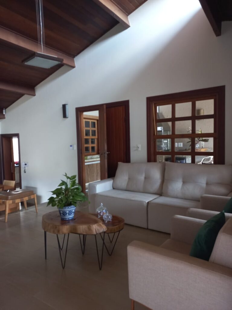 Casa à venda localizada no bairro Nossa Senhora de Fátima em Patrocínio/MG – 100326 foto 4