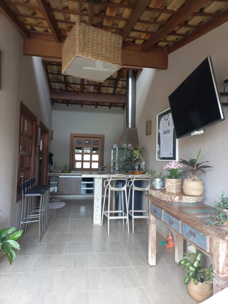 Casa à venda localizada no bairro Nossa Senhora de Fátima em Patrocínio/MG – 100326 foto 5
