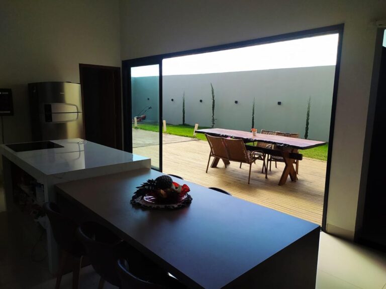 Casa à venda localizada no bairro Belvedere em Patrocínio/MG – 100332