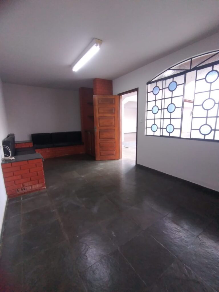 Casa à Venda no bairro Centro em Patrocínio Minas Gerais – 100247 foto 8