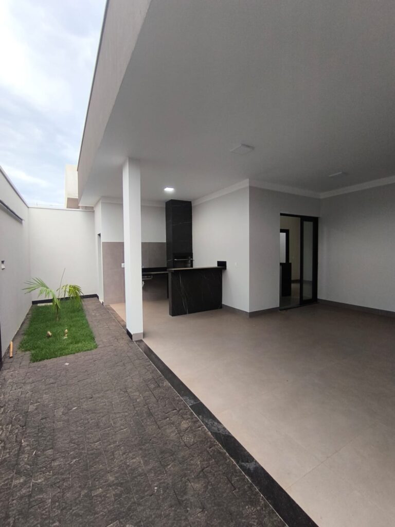 Casa à venda localizada no bairro New Golden em Patrocínio/MG – 100329