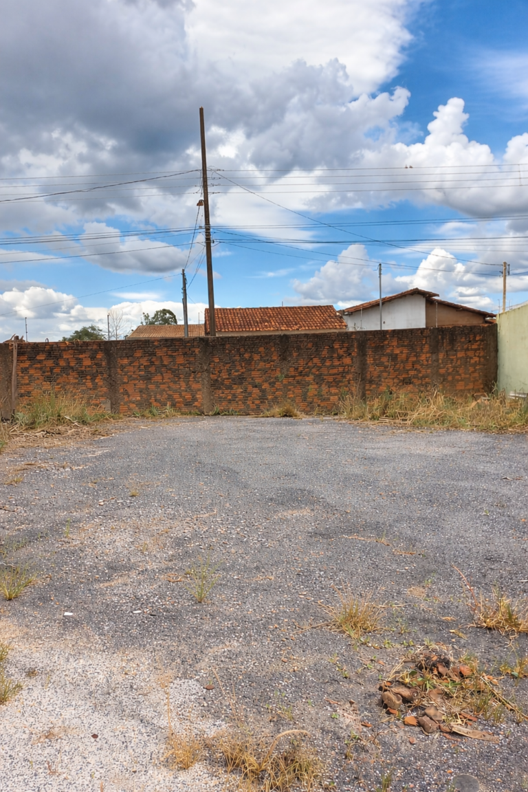 Terreno à venda no bairro Nações em Patrocínio/MG – 100341