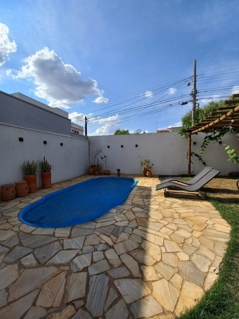 Casa à venda localizada no bairro Nossa Senhora de Fátima em Patrocínio/MG – 100340 foto 2