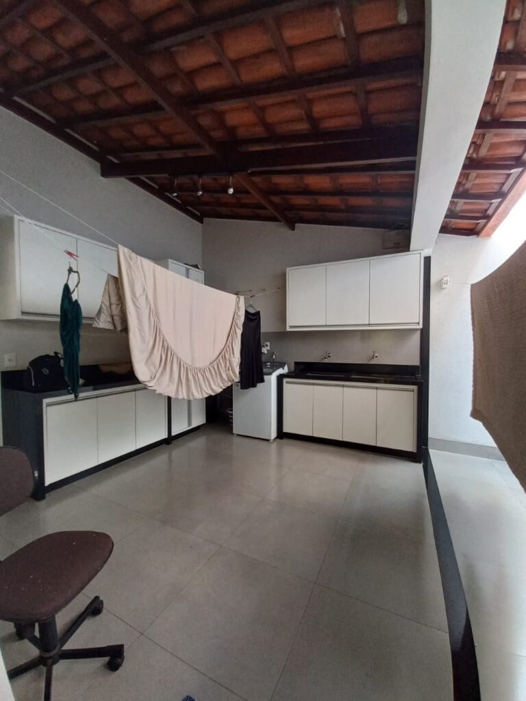 Casa à venda localizada no bairro Nossa Senhora de Fátima em Patrocínio/MG – 100340 foto 9