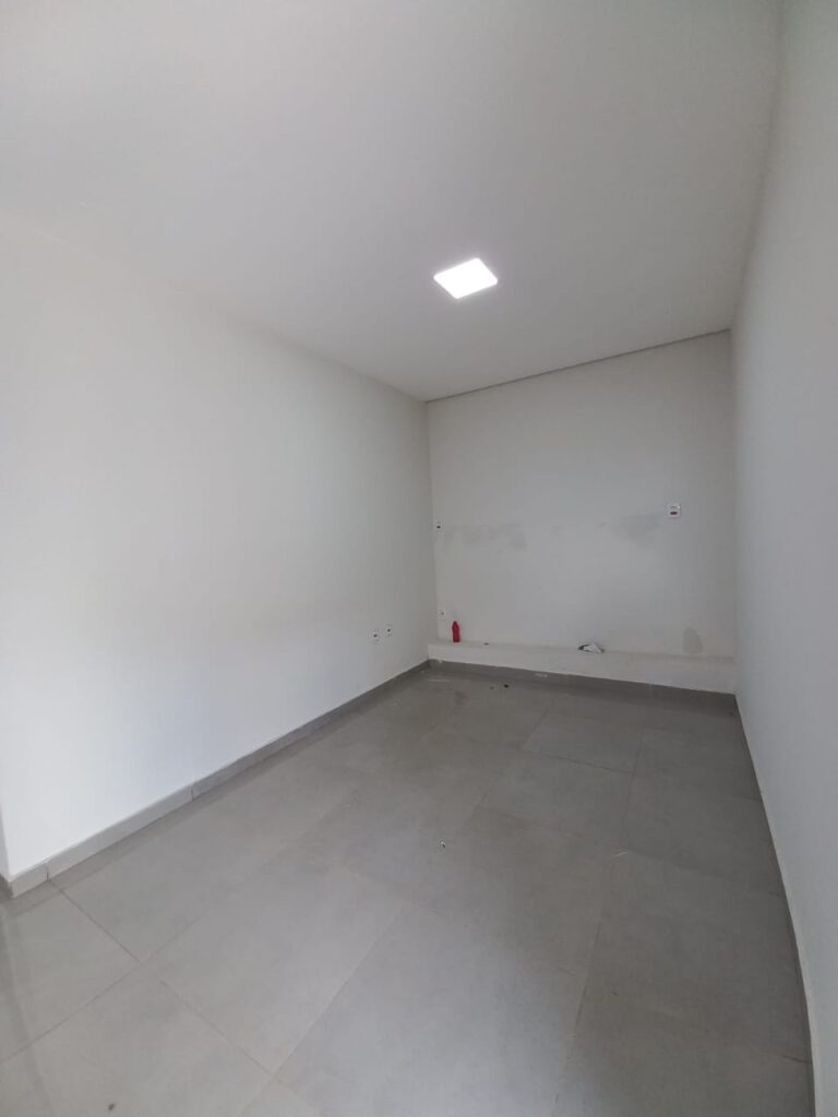 Casa Comercial localizada no bairro Centro em Patrocínio/MG – 100206 foto 4