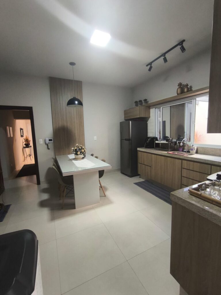 Casa à venda localizada no bairro Belvedere em Patrocínio/MG – 100343 foto 13