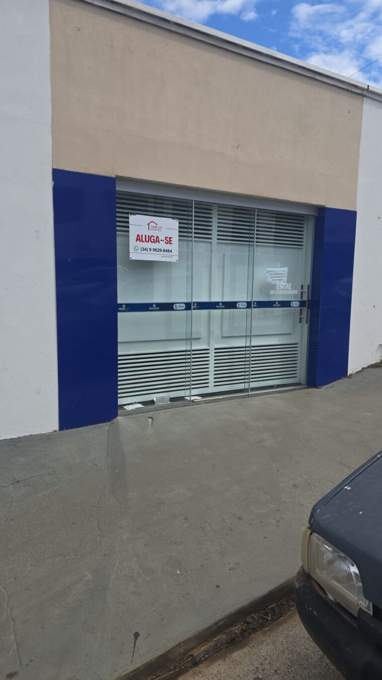 Casa Comercial localizada no bairro Centro em Patrocínio/MG – 100206