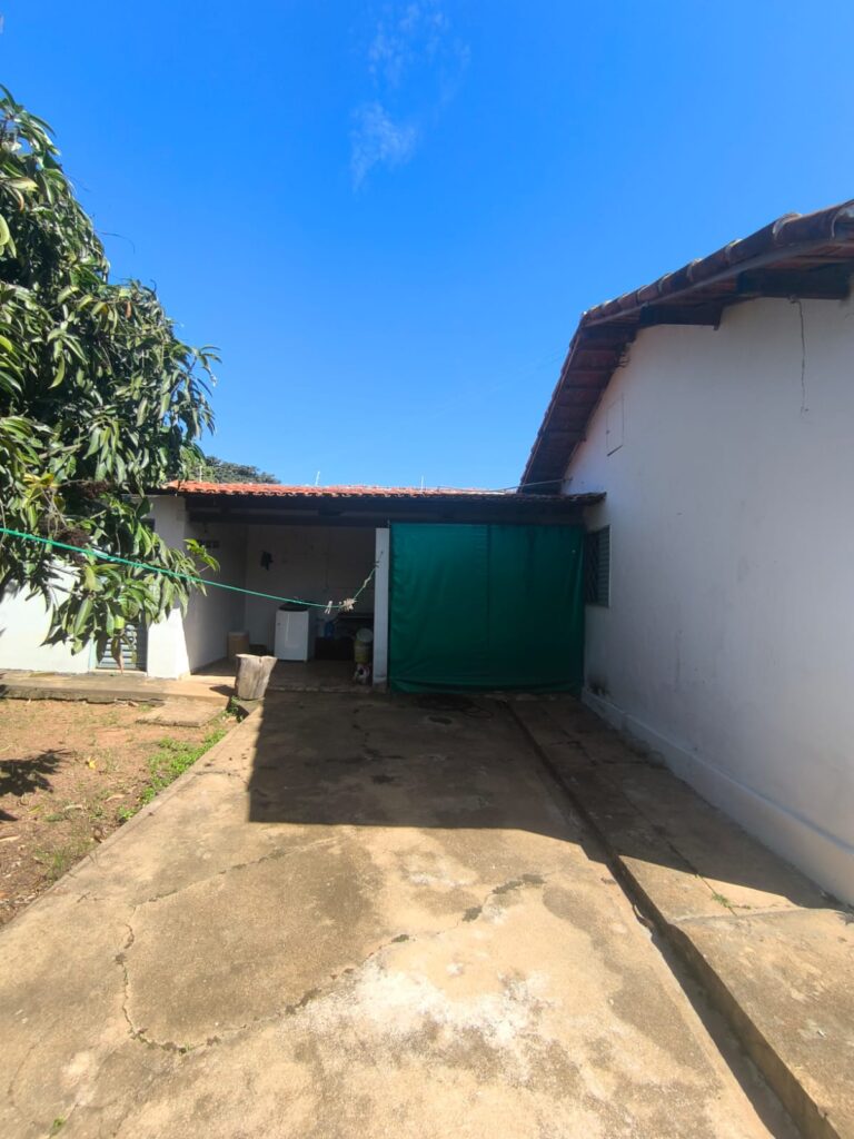 Casa à venda localizado no bairro Santa Terezinha em Patrocínio/MG – 10010 foto 11