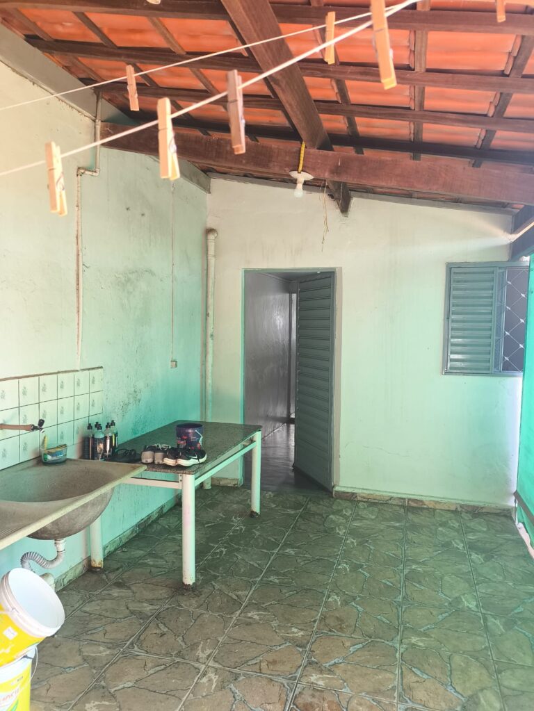 Casa à venda localizado no bairro Santa Terezinha em Patrocínio/MG – 10010 foto 14