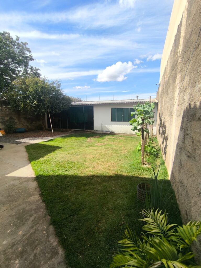 Casa à venda localizado no bairro Santa Terezinha em Patrocínio/MG – 10038 foto 12