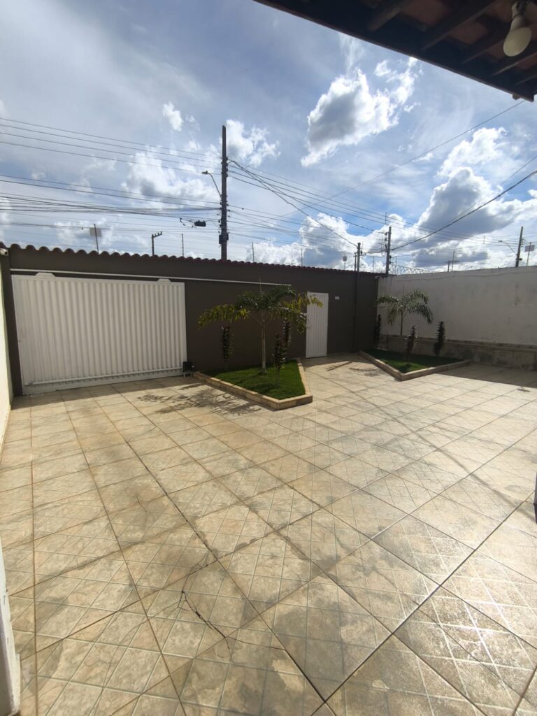 Casa à venda localizado no bairro Santa Terezinha em Patrocínio/MG – 10038 foto 2