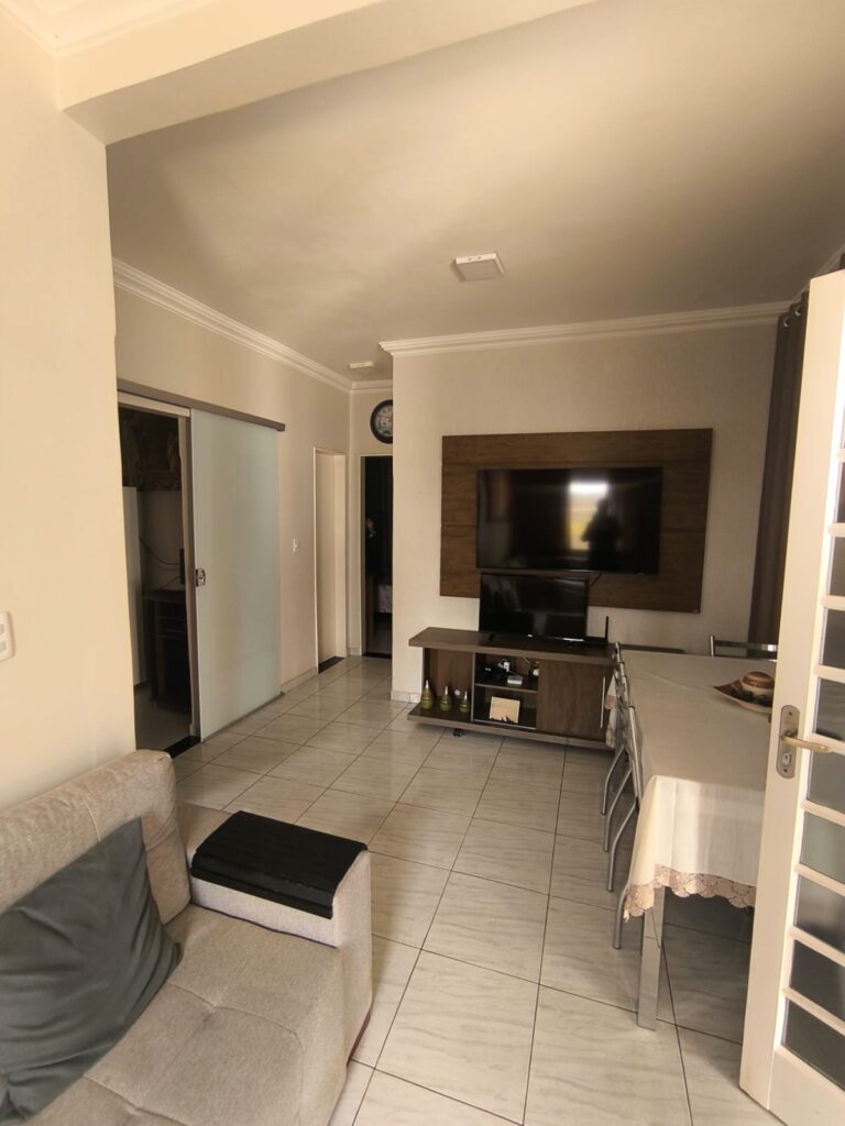 Casa à venda localizado no bairro Santa Terezinha em Patrocínio/MG – 10038 foto 3