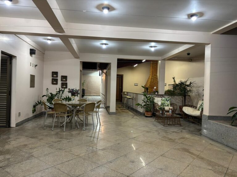 Casa à venda localizado no bairro Centro em Patrocínio/MG – 10049 foto 12