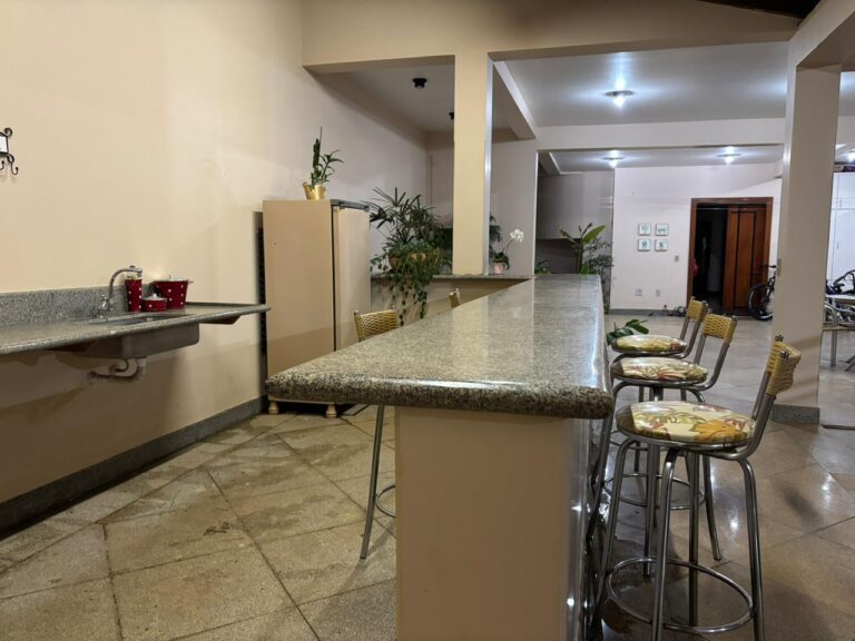 Casa à venda localizado no bairro Centro em Patrocínio/MG – 10049 foto 24