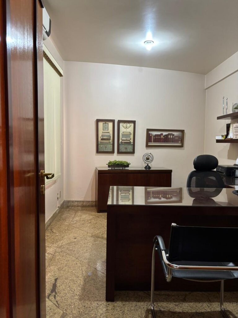 Casa à venda localizado no bairro Centro em Patrocínio/MG – 10049 foto 35