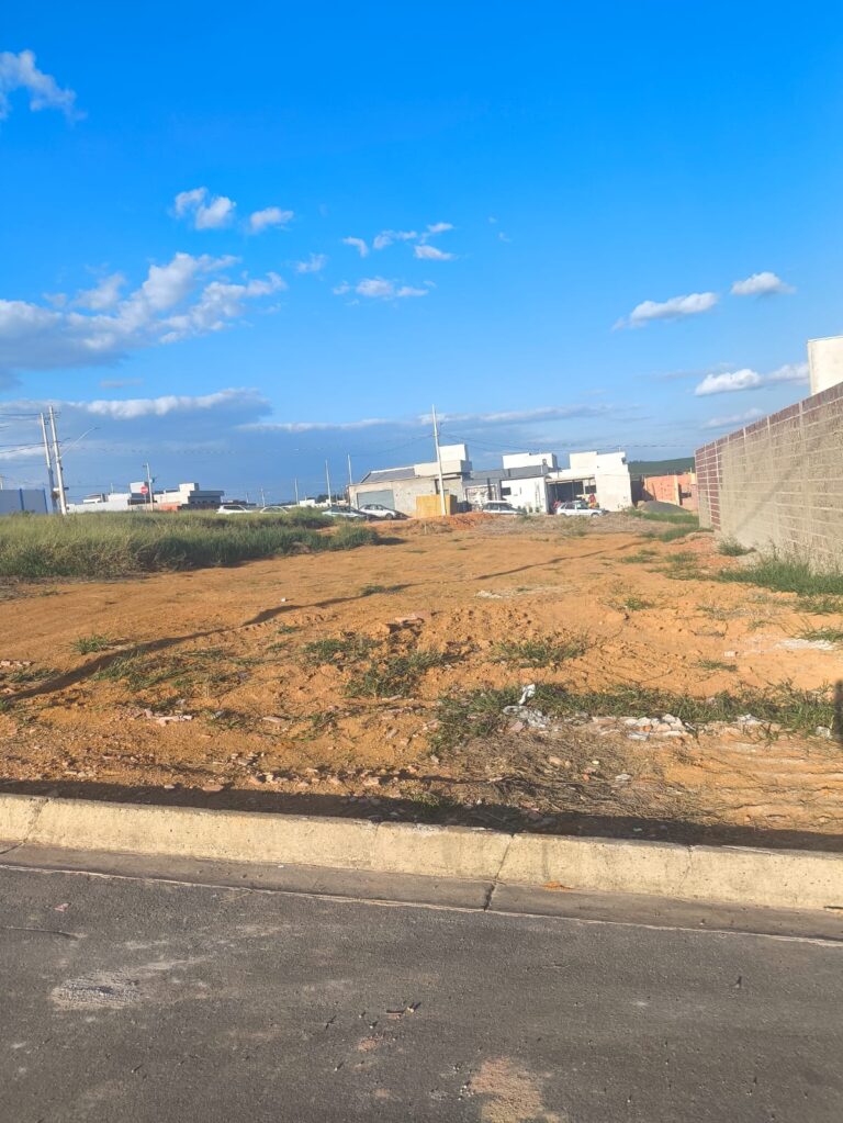 Lote ou Terreno à venda localizado no bairro Morada Nova em Patrocínio/MG – 10053