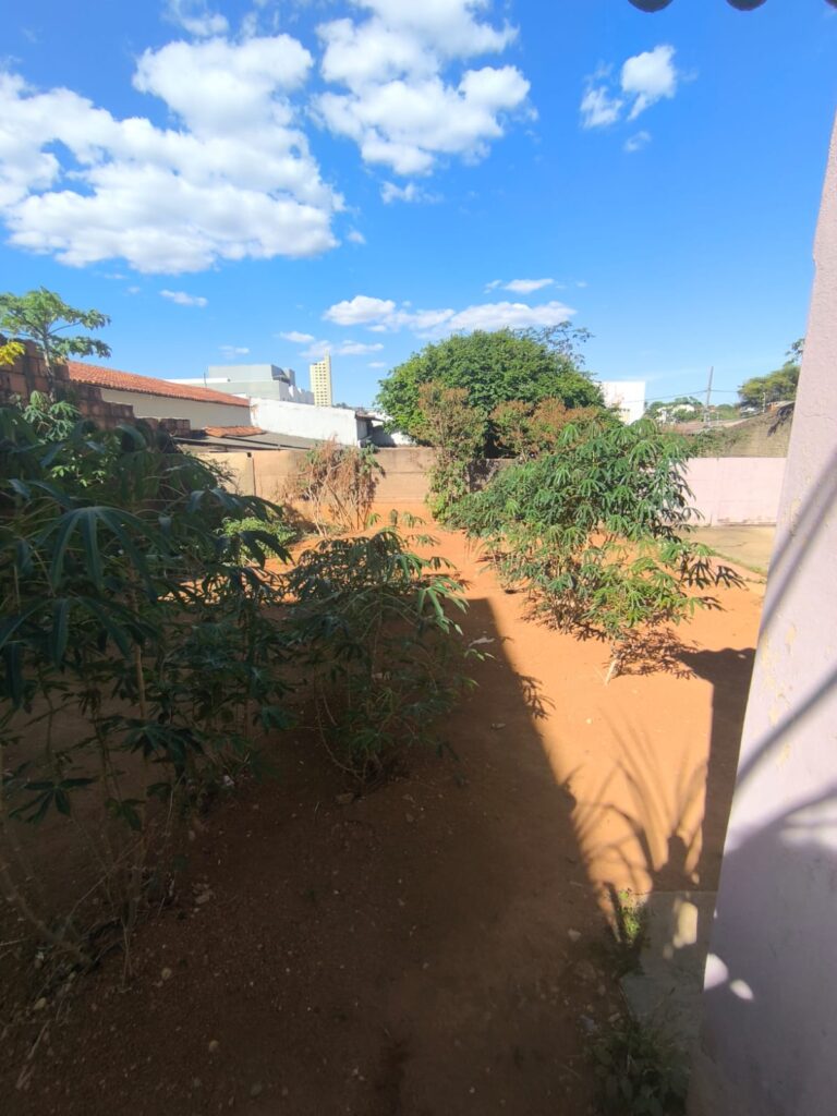Casa à venda localizado no bairro Marciano Brandão em Patrocínio/MG – 10055 foto 4
