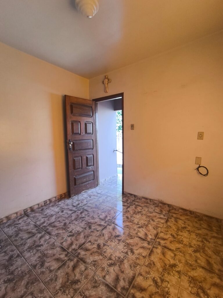 Casa à venda localizado no bairro Marciano Brandão em Patrocínio/MG – 10055 foto 11