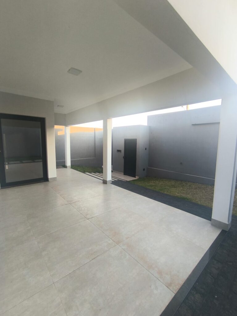 Casa à venda localizado no bairro São Lucas em Patrocínio/MG – 10060 foto 5