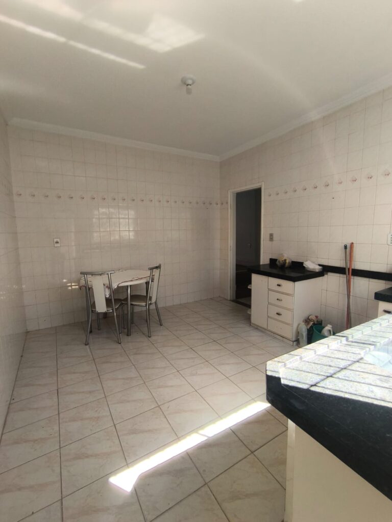 Casa à venda localizado no bairro Marciano Brandão em Patrocínio/MG – 10061 foto 17
