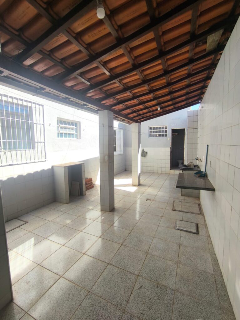 Casa à venda localizado no bairro Marciano Brandão em Patrocínio/MG – 10061 foto 18